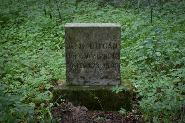 Headstone of Andrew Russell Logan, buried at the Odell Pioneer Cemetery in Dayton, Oregon.
